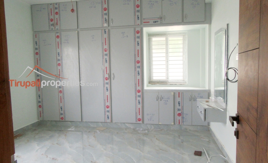 1540 Sft East Facing #2Bhk #FlatforSale in Subba Reddy Nagar Near Mangalam Road, #Tirupati